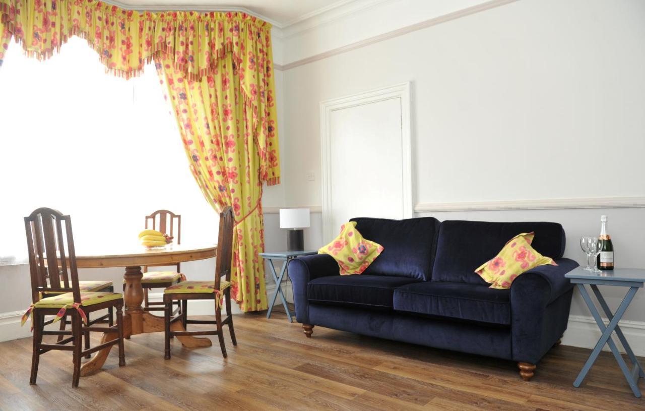 Beechurst Serviced Apartments Cheltenham Dış mekan fotoğraf